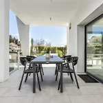 Vivi Homes -villa Ruby Pool, Garden, Golf &