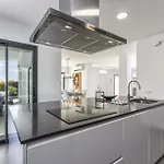 Vivi Homes -villa Ruby Pool, Garden, Golf & Villa Sitio de Calahonda