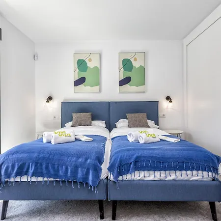 Vivi Homes -villa Ruby Pool, Garden, Golf & Sitio de Calahonda