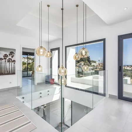 Vivi Homes -villa Ruby Pool, Garden, Golf & * Sitio de Calahonda