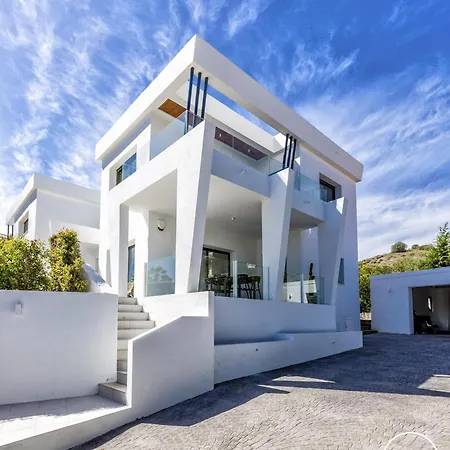 Vivi Homes -villa Ruby Pool, Garden, Golf & Villa