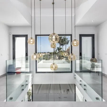 Vivi Homes -villa Ruby Pool, Garden, Golf & * Sitio de Calahonda