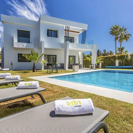 Villa Vivi Homes -villa Ruby Pool, Garden, Golf & Sitio de Calahonda