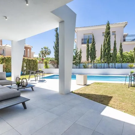 Villa Vivi Homes -villa Ruby Pool, Garden, Golf & Sitio de Calahonda